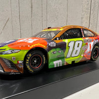 KYLE BUSCH 2021 M&M'S HALLOWEEN 1:24 SCALE ARC DIECAST MODEL