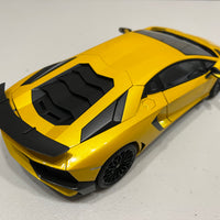 LAMBORGHINI AVENTADOR LP750-4 SV (NEW GIALLO ORION/METALLIC YELLOW) 1:18 - AUTOART