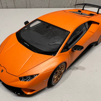 LAMBORGHINI HURACAN PERFORMANTE (ARANCIO ANTHAEUS/MATT ORANGE) 1:18 AUTOART