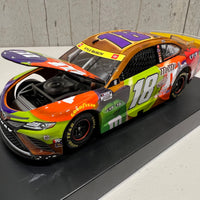 KYLE BUSCH 2021 M&M'S HALLOWEEN 1:24 SCALE ARC DIECAST MODEL