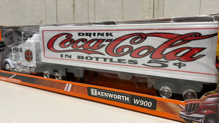 COCA-COLA - KENWORTH W900 - 1:43 SCALE MODEL