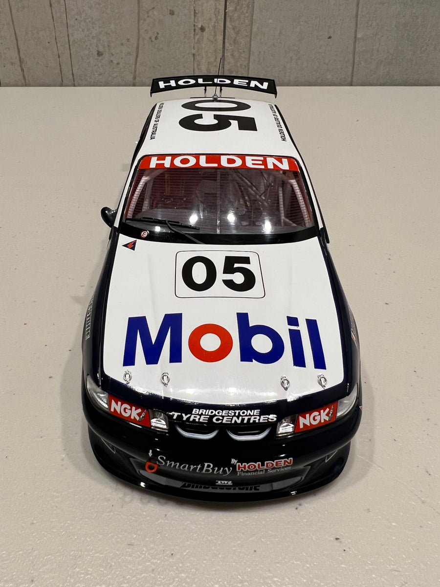 HOLDEN VR COMMODORE 1996 BATHURST 1:18 DIECAST MODEL