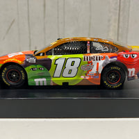 KYLE BUSCH 2021 M&M'S HALLOWEEN 1:24 SCALE ARC DIECAST MODEL