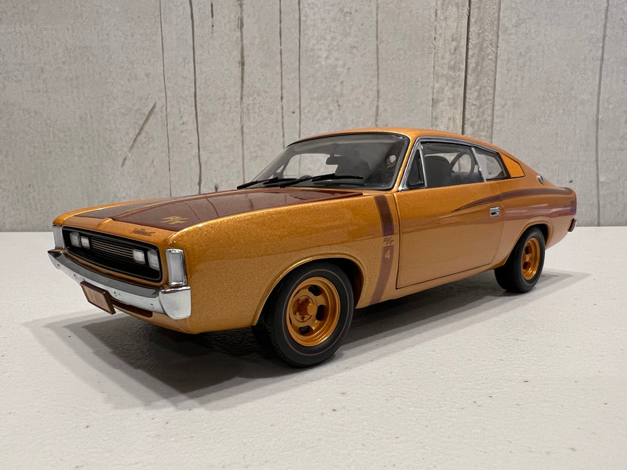 VALIANT CHARGER E49 50TH ANNIVERSARY GOLD LIVERY 1:18 DIECAST MODEL