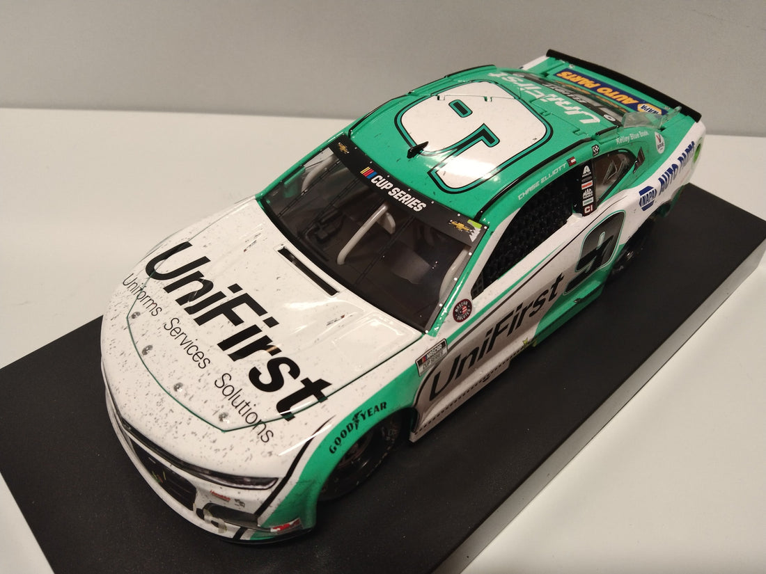 Chase Elliott 2020 UniFirst All-Star Race Win Light Up Edition 1:24 Nascar Diecast