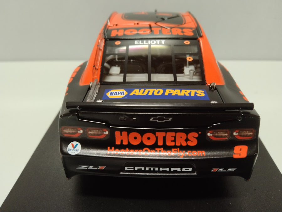 CHASE ELLIOTT 2021 HOOTERS NIGHT OWL ZL1 CAMARO 1:24 SCALE ELITE DIECAST