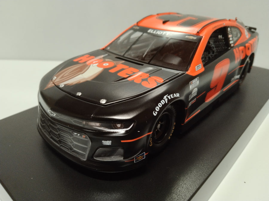 CHASE ELLIOTT 2021 HOOTERS NIGHT OWL ZL1 CAMARO 1:24 SCALE ELITE DIECAST