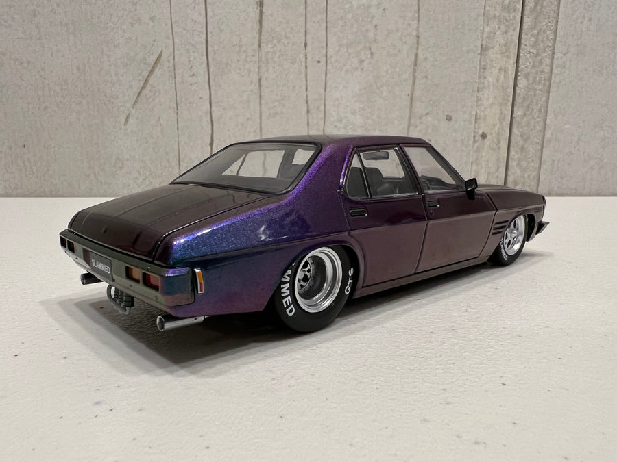 HQ GTS Custom 4 Door Monaro "Slammed" LS6 Twin Turbo 1:24 Scale Diecast - DDA Collectibles