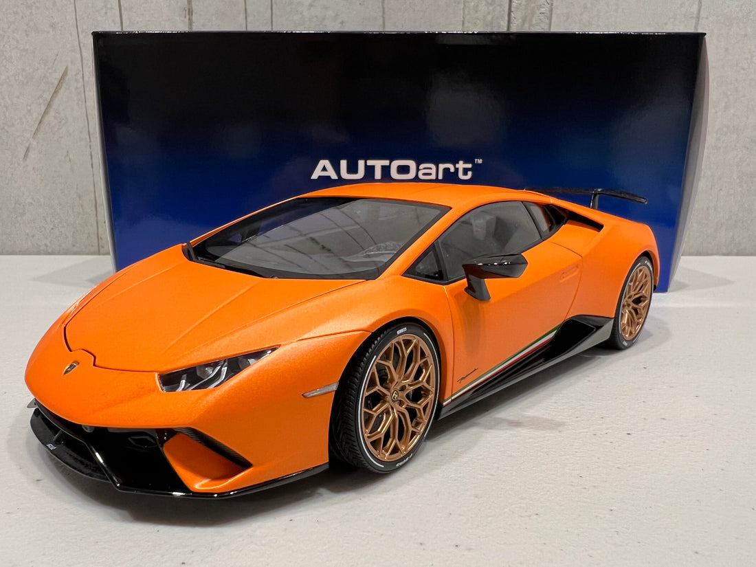 LAMBORGHINI HURACAN PERFORMANTE (ARANCIO ANTHAEUS/MATT ORANGE) 1:18 AUTOART