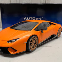 Lamborghini huracan hot sale performante autoart