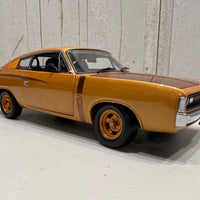 VALIANT CHARGER E49 50TH ANNIVERSARY GOLD LIVERY 1:18 DIECAST MODEL