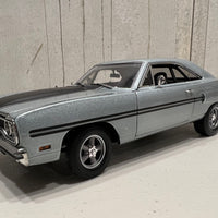 1970 PLYMOUTH GTX - BARDAHL - 1:18 SCALE DIECAST MODEL - GMP