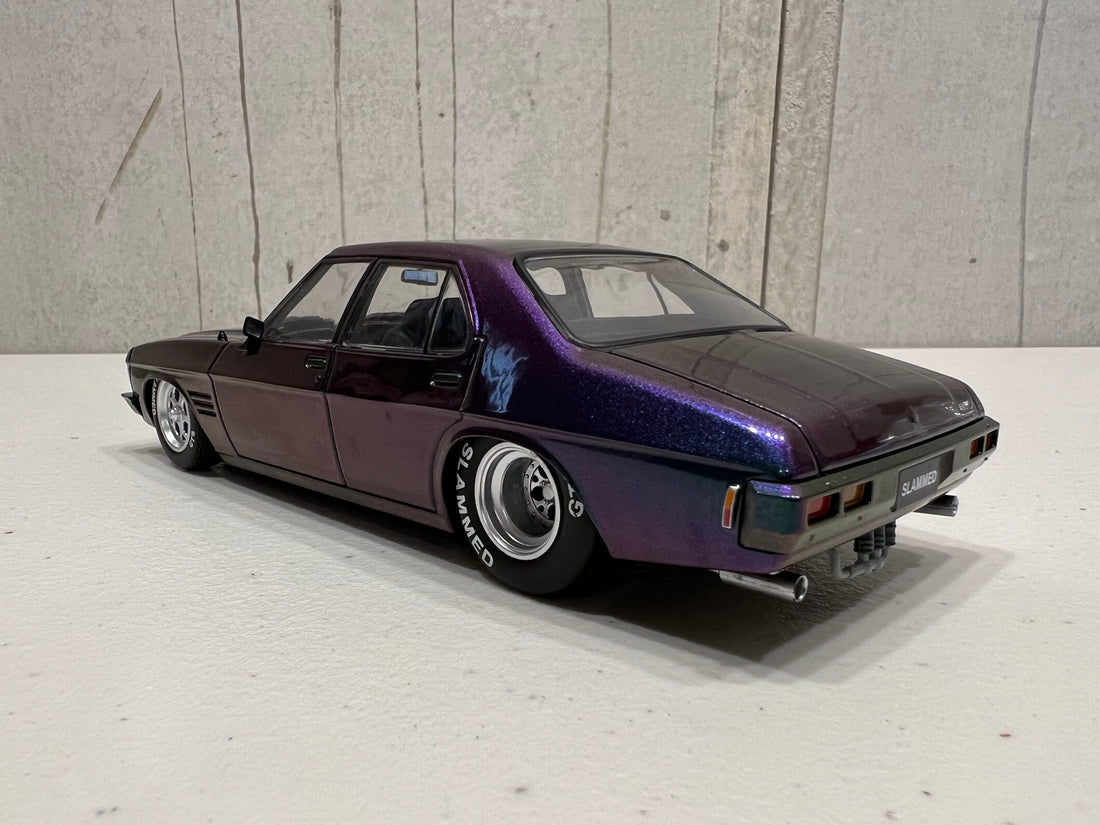 HQ GTS Custom 4 Door Monaro "Slammed" LS6 Twin Turbo 1:24 Scale Diecast - DDA Collectibles