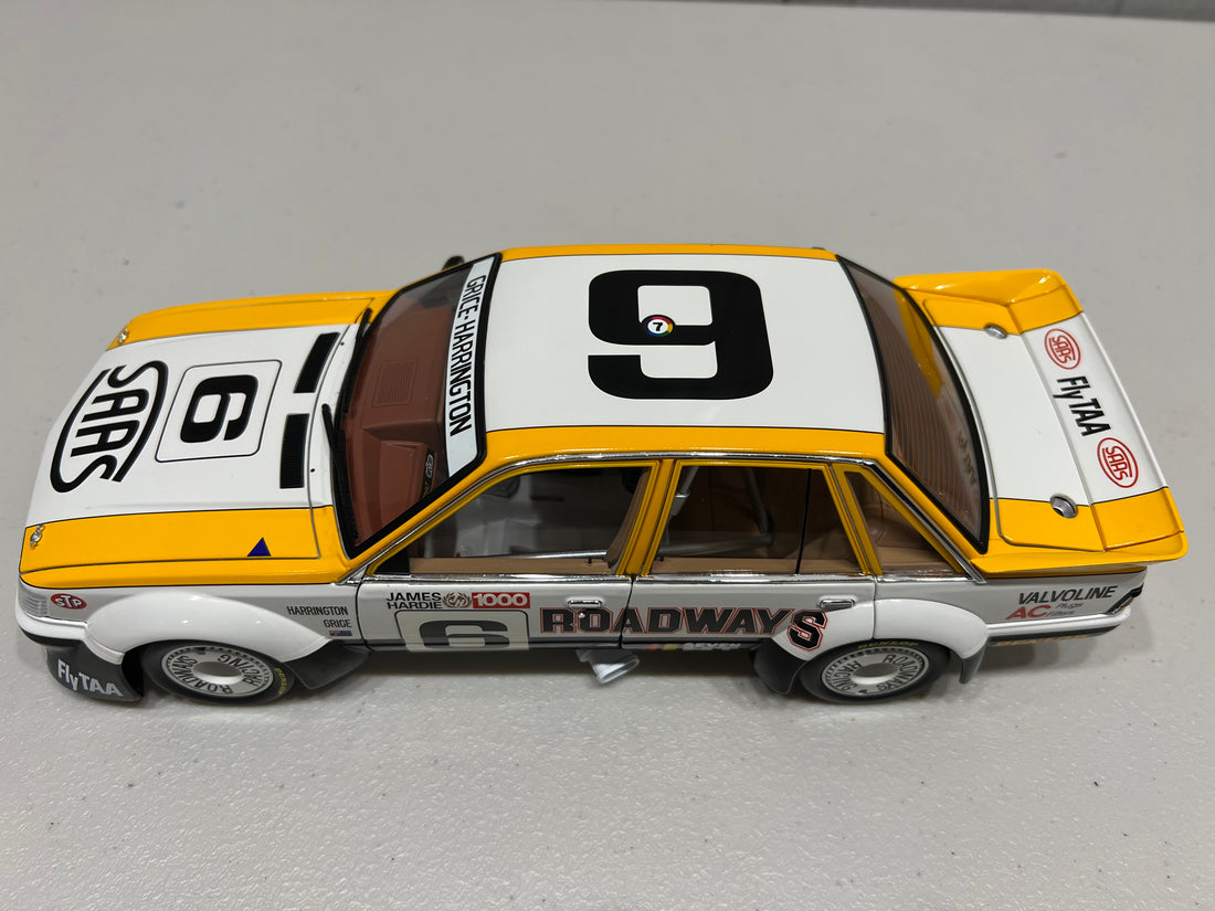 1984 BATHURST LAST OF THE BIG BANGERS! HOLDEN VK COMMODORE 1:18 DIECAST