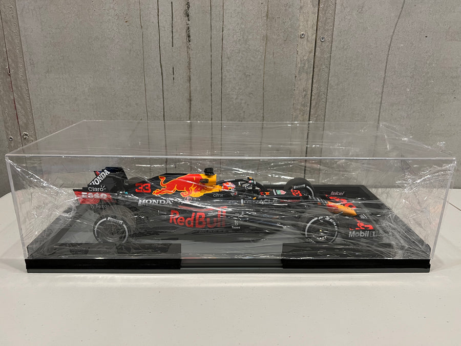 Red Bull Racing Honda RB16B No.33 Red Bull Racing - Winner Dutch GP 2021 - Max Verstappen. With Acrylic Cover. Limited 321 - 1:12 Scale Resin Model Car