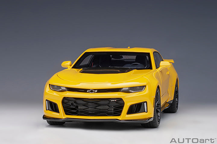 CHEVROLET CAMARO ZL1 2017 (BRIGHT YELLOW) 1:18 COMPOSITE - AUTOART