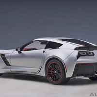 Chevrolet Corvette (C7) Z06 - Blade Silver - 1:18 Model Car - AUTOART