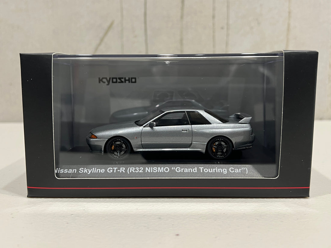 Nissan Skyline GT-R R32 NISMO Grand Touring Car (Grey) - 1:43 