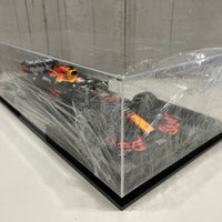 Red Bull Racing Honda RB16B No.33 Red Bull Racing - Winner Dutch GP 2021 - Max Verstappen. With Acrylic Cover. Limited 321 - 1:12 Scale Resin Model Car