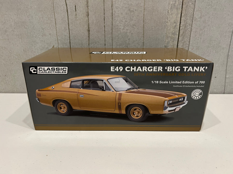 VALIANT CHARGER E49 50TH ANNIVERSARY GOLD LIVERY 1:18 DIECAST MODEL