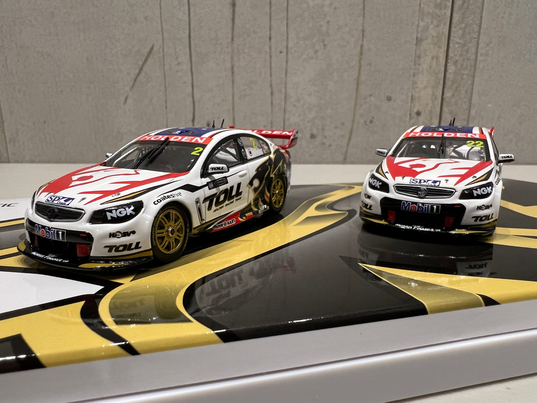 1:43 Holden Racing Team #2 / #22 Holden VF Commodores - 2013 Austin 400 Aussie-Made Livery Twinset