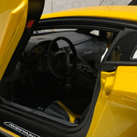 LAMBORGHINI AVENTADOR LP750-4 SV (NEW GIALLO ORION/METALLIC YELLOW) 1:18 - AUTOART