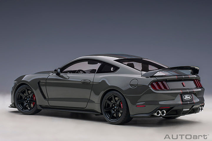 FORD SHELBY GT-350R (LEAD FOOT GREY W/ BLACK STRIPES) 1:18 - AUTOART