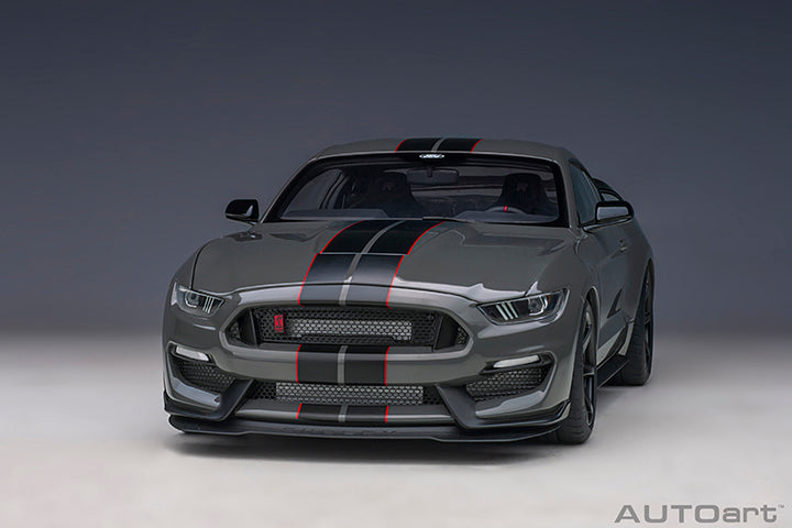 FORD SHELBY GT-350R (LEAD FOOT GREY W/ BLACK STRIPES) 1:18 - AUTOART