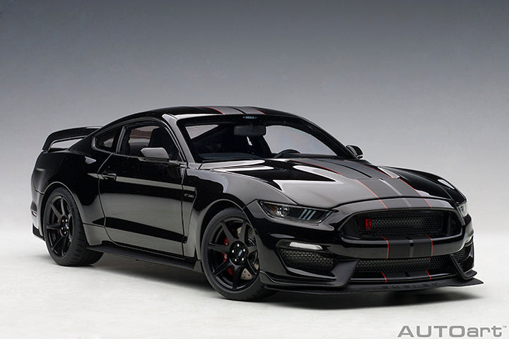 *PRE-ORDER* FORD SHELBY MUSTANG GT350R (SHADOW BLACK W/ BLACK STRIPES) 1:18 DIECAST