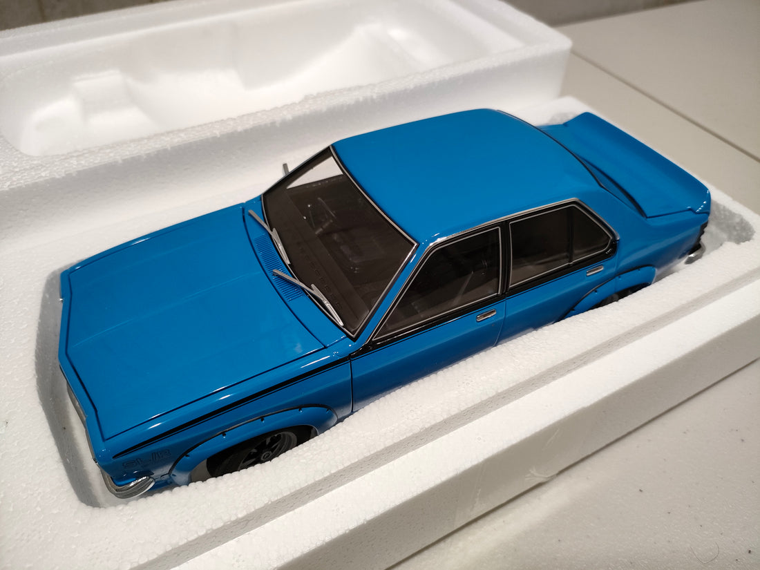 HOLDEN LH TORANA SLR 5000 L34 OPTION - BLUE - 1:18 SCALE - DIECAST MODEL - AUTOART