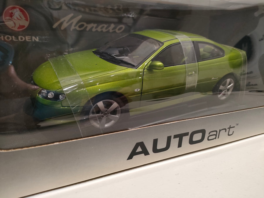 Holden V2 Monaro CV8 in Hothouse Green with Black Trim - 1:18 Scale - AUTOART