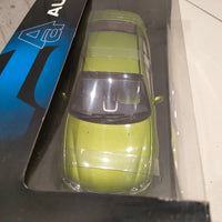 Holden V2 Monaro CV8 in Hothouse Green with Black Trim - 1:18 Scale - AUTOART