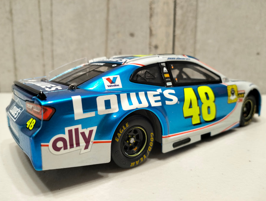 JIMMIE JOHNSON 2017 LOWE'S FINALE 1:24 LIQUID COLOUR ELITE DIECAST 1 OF 68