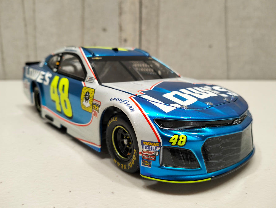 JIMMIE JOHNSON 2017 LOWE'S FINALE 1:24 LIQUID COLOUR ELITE DIECAST 1 OF 68