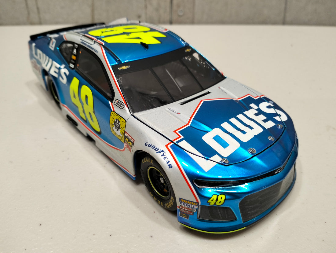 JIMMIE JOHNSON 2017 LOWE'S FINALE 1:24 LIQUID COLOUR ELITE DIECAST 1 OF 68