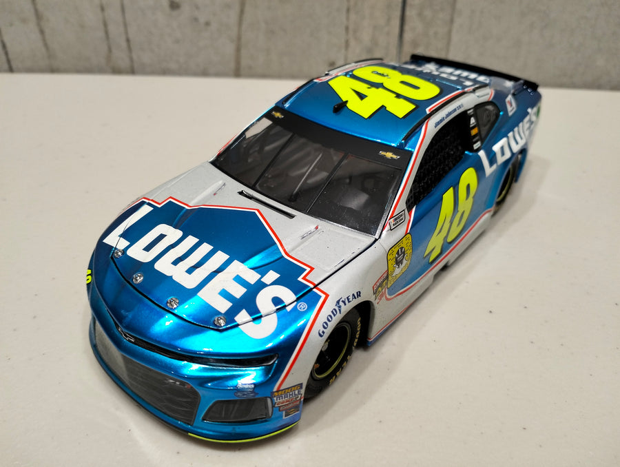 JIMMIE JOHNSON 2017 LOWE'S FINALE 1:24 LIQUID COLOUR ELITE DIECAST 1 OF 68