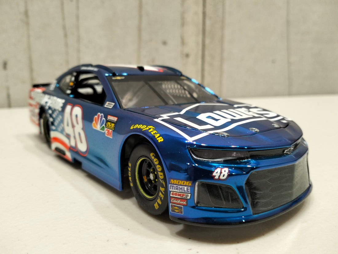 JIMMIE JOHNSON 2018 LOWE'S POWER OF PRIDE 1:24 ELITE COLOUR CHROME DIECAST 1 OF 40