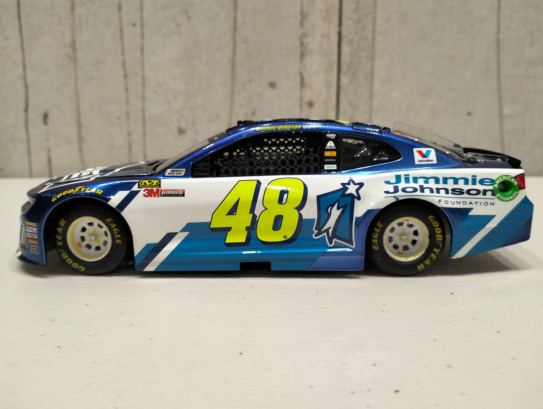 JIMMIE JOHNSON FOUNDATION 1:24 ELITE LIQUID COLOUR DIECAST 1 OF 24