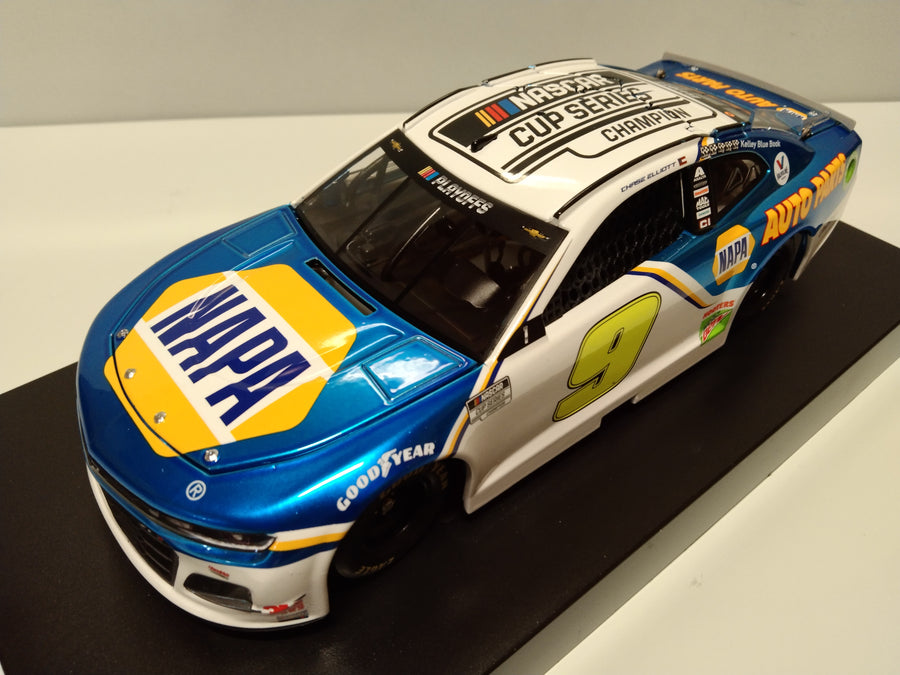 CHASE ELLIOTT 2020 NAPA NASCAR CHAMPION 1:24 LIQUID COLOR ELITE DIECAST