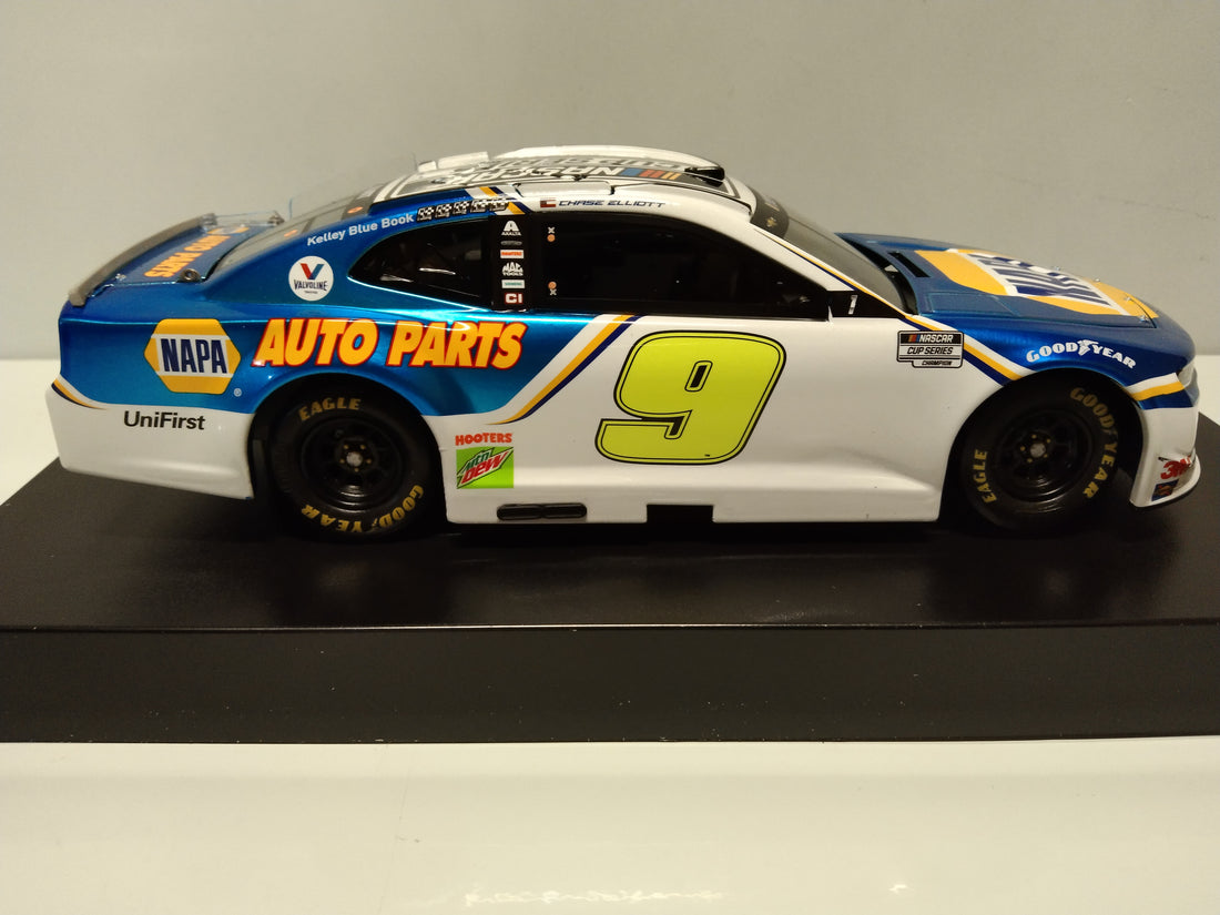 CHASE ELLIOTT 2020 NAPA NASCAR CHAMPION 1:24 LIQUID COLOR ELITE DIECAST