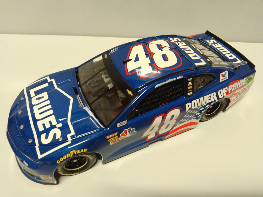 JIMMIE JOHNSON 2018 LOWE'S POWER OF PRIDE CAMARO ELITE 1:24 DIECAST