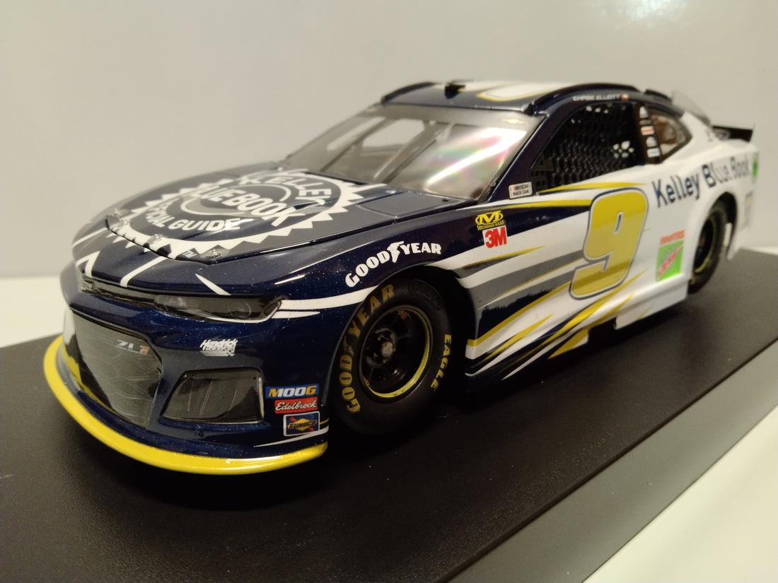 CHASE ELLIOTT 2019 KELLEY BLUE BOOK1:24 ELITE DIECAST 1 0F 154