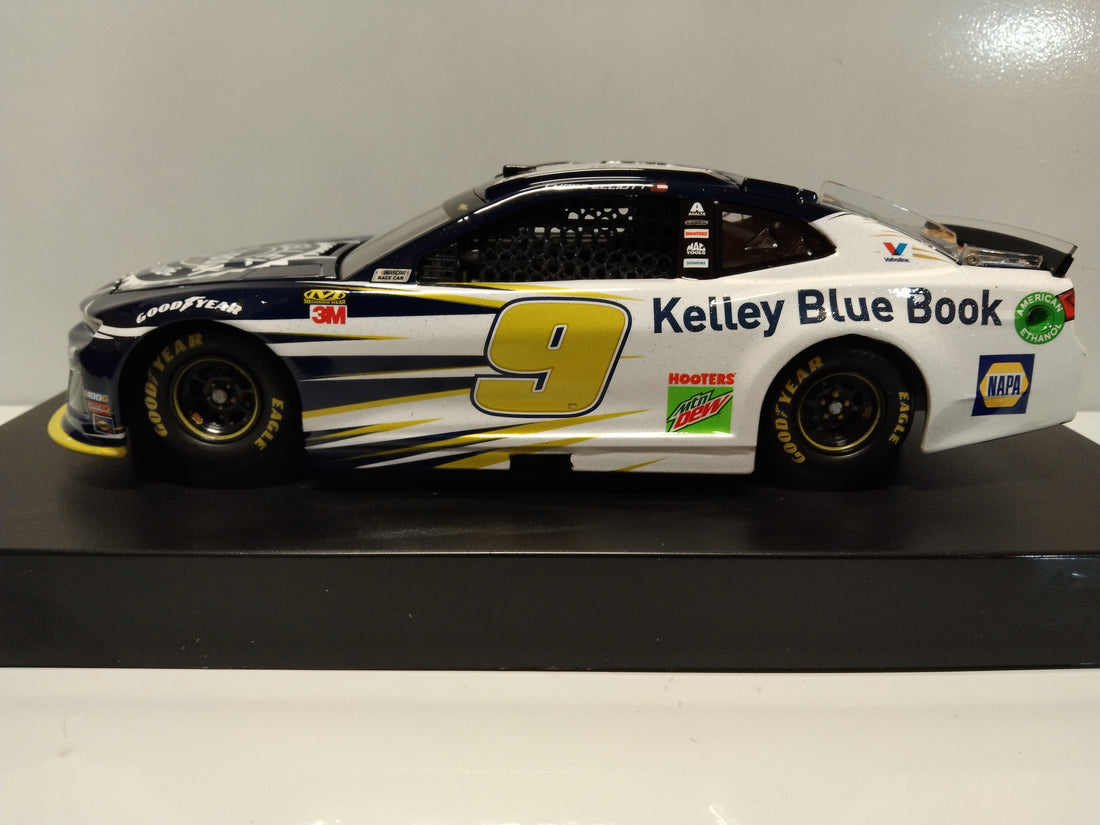 CHASE ELLIOTT 2019 KELLEY BLUE BOOK1:24 ELITE DIECAST 1 0F 154