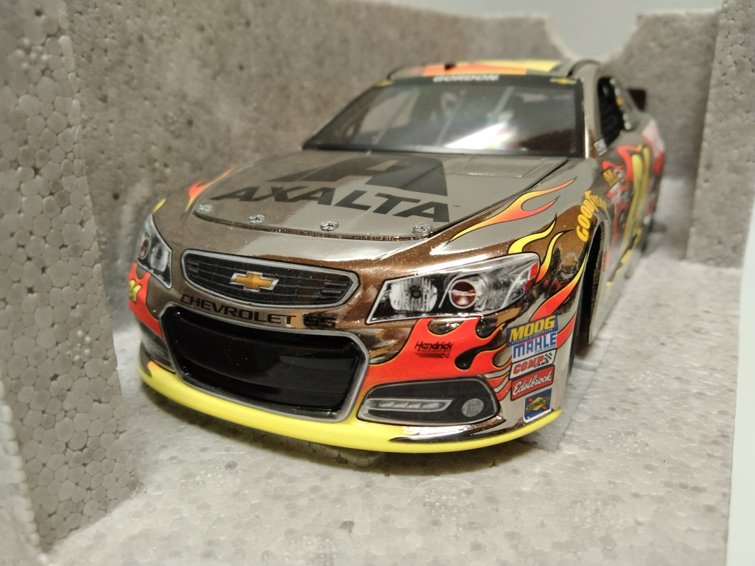 JEFF GORDON 2015 AXALTA HOMESTEAD 1:24 COLOUR CHROME ELITE DIECAST 1 OF 36