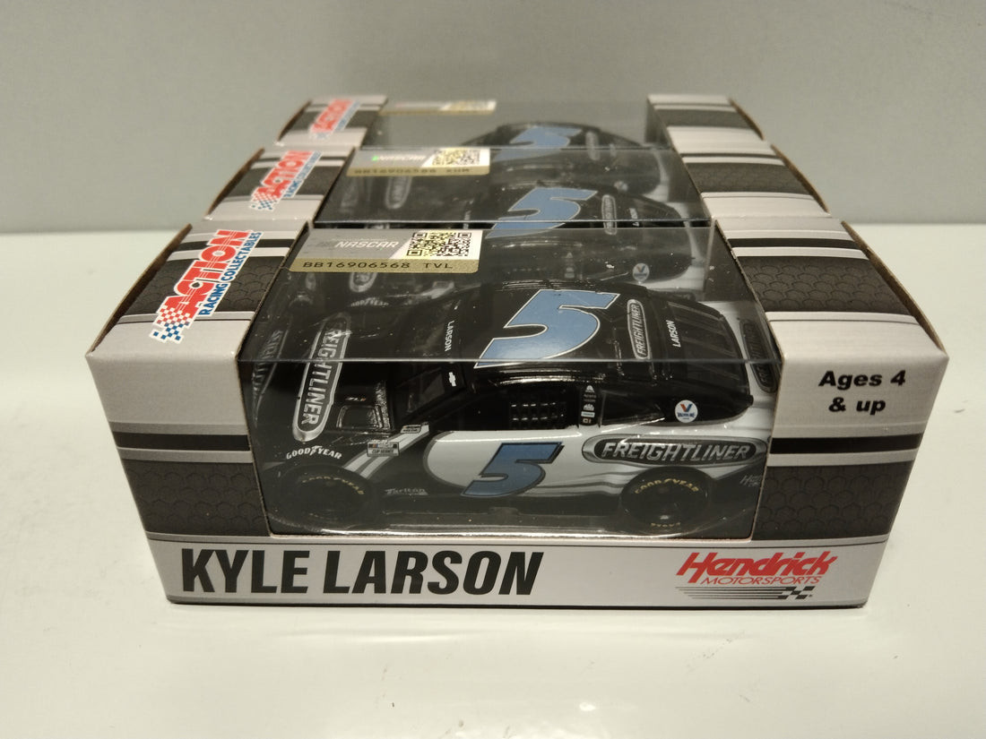 KYLE LARSON 2021 FREIGHTLINER 1:64 ARC DIECAST