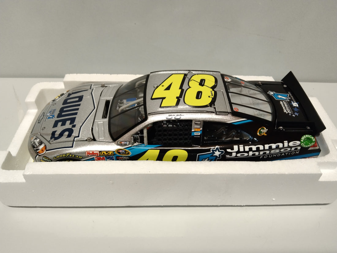 2011 Jimmie Johnson Foundation Lowe's Impala 1:24 Elite Diecast Model 1 Of 200