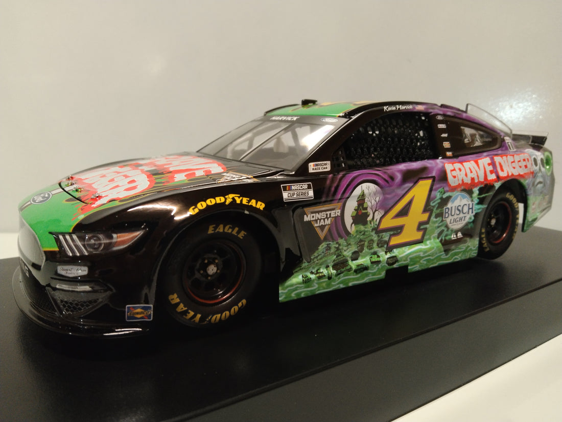 Kevin Harvick 2021 Grave Digger 1:24 Elite Nascar Diecast