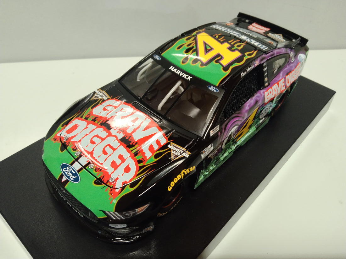 Kevin Harvick 2021 Grave Digger 1:24 Elite Nascar Diecast