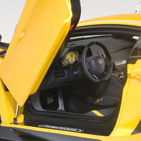 LAMBORGHINI AVENTADOR LP750-4 SV (NEW GIALLO ORION/METALLIC YELLOW) 1:18 - AUTOART