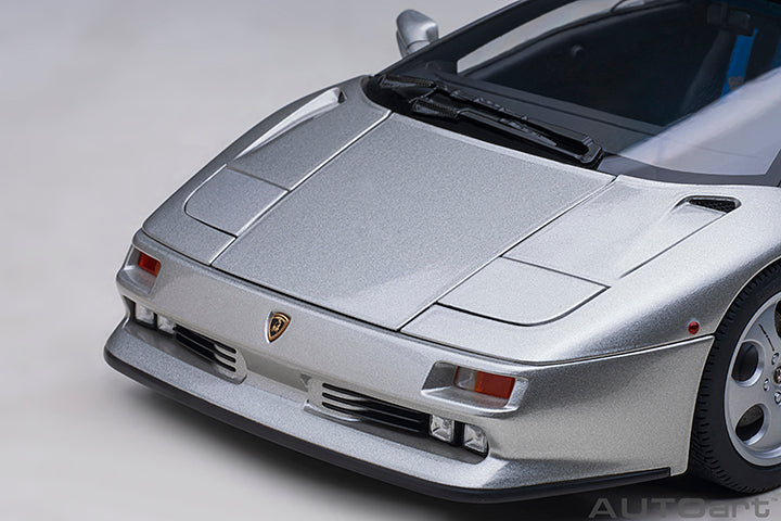 LAMBORGHINI DIABLO SE30 JOTA (TITANIO/METALLIC SILVER) 1:18 SCALE - AUTOARRT